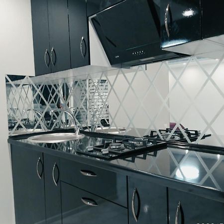 Люкс Апартаменты. Центр. 95 Квартал. Kryvyj Rih Exteriér fotografie